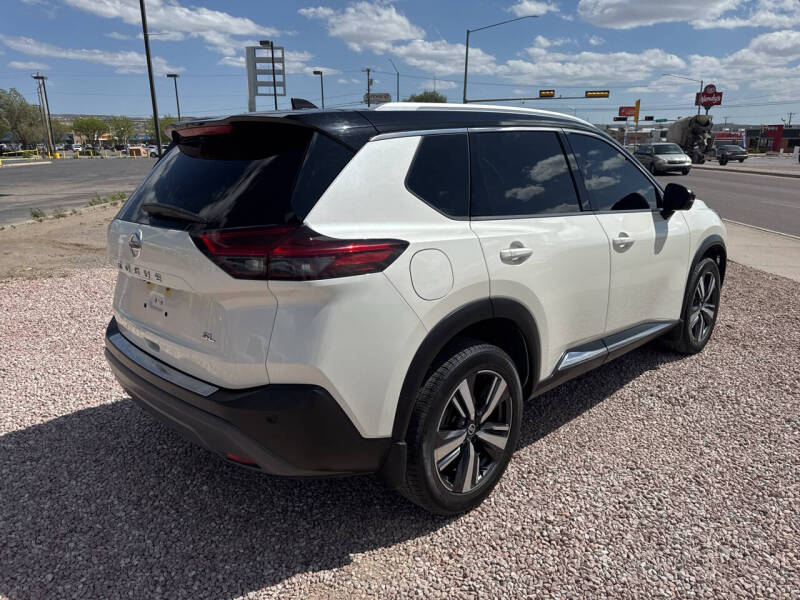2021 Nissan Rogue SL