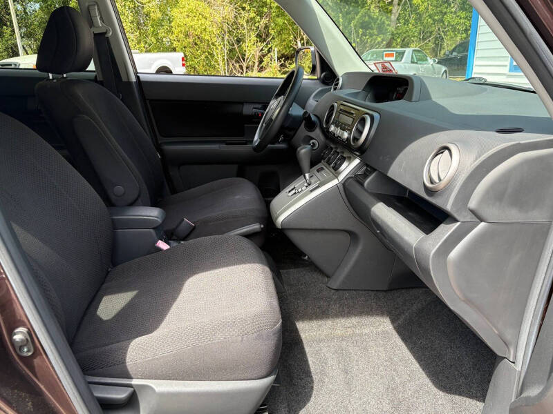 2009 Scion xB
