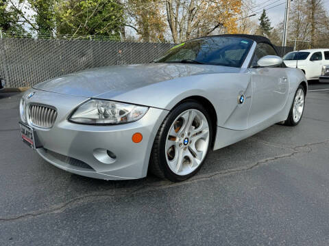 2005 BMW Z4 for sale at LULAY'S CAR CONNECTION in Salem OR