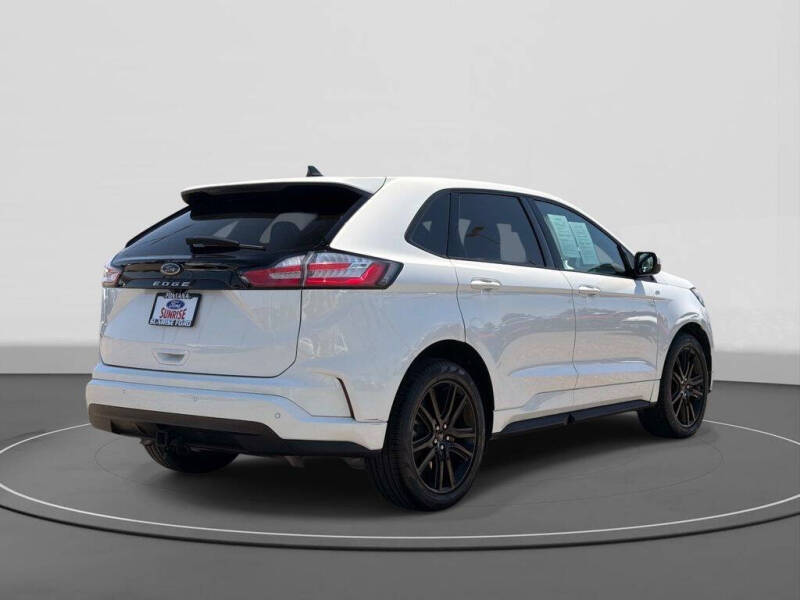 2022 Ford Edge ST-Line