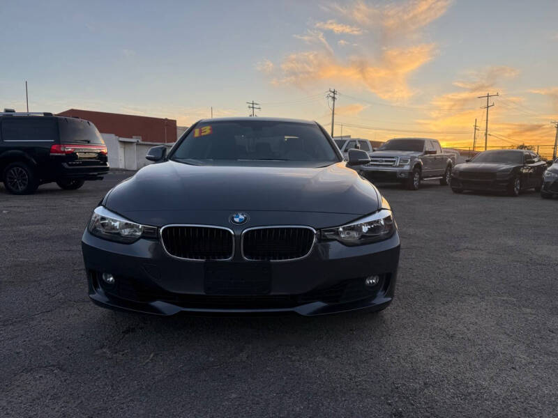 2013 BMW 3 Series 328i photo 23