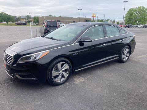 2017 Hyundai Sonata Hybrid for sale at McCully's Automotive in Benton KY