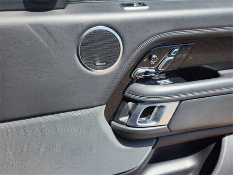 2022 Land Rover Range Rover P525 HSE Westminster Edition