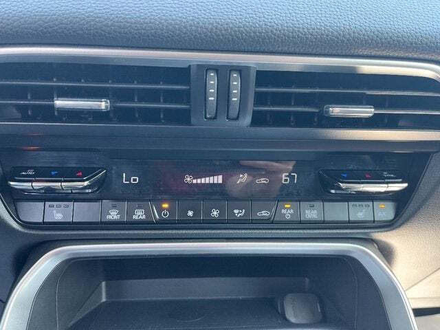 2024 Mazda CX-90 31