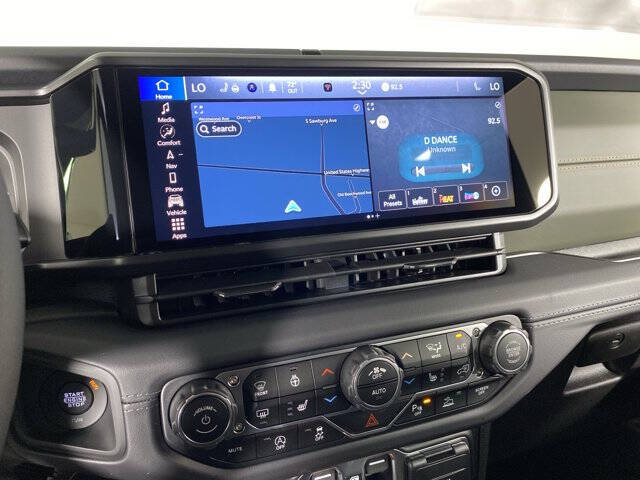 2025 Jeep Gladiator Mojave X