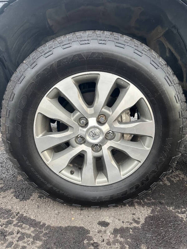 2016 Toyota Sequoia Limited