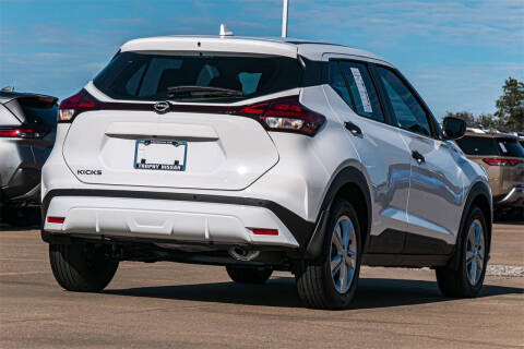 2024 Nissan Kicks S