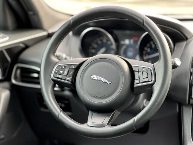 2020 Jaguar F-PACE 25t Premium