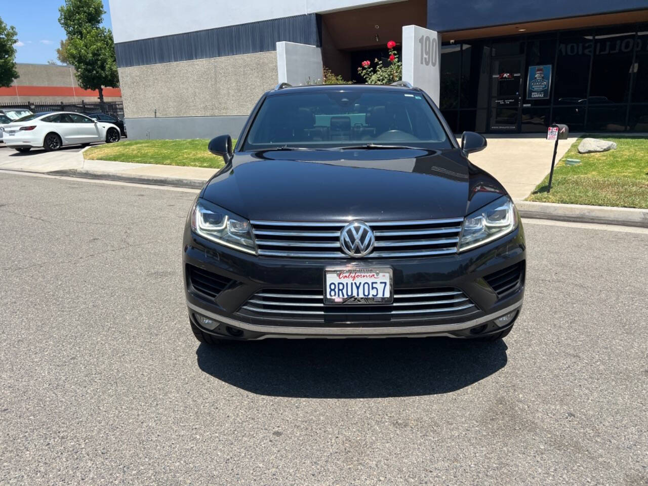 2017 Volkswagen Touareg for sale at ZRV AUTO INC in Brea, CA