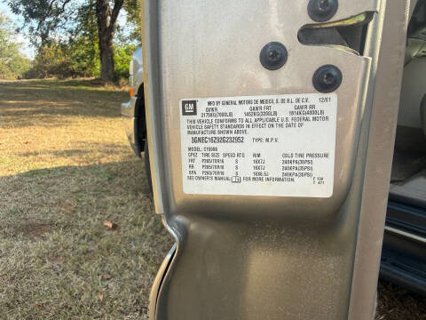 2002 Chevrolet Suburban 1500 LS