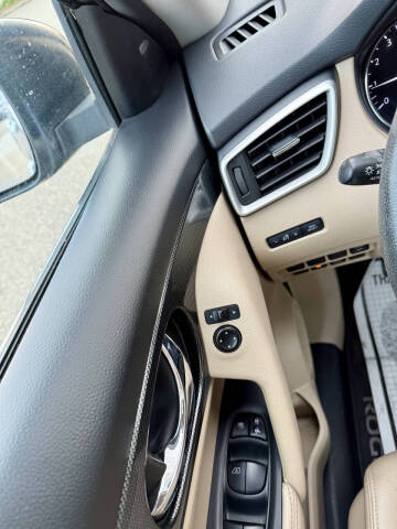 2016 Nissan Rogue SL