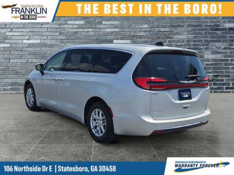 2024 Chrysler Pacifica Touring L