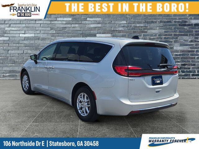 2024 Chrysler Pacifica Touring L