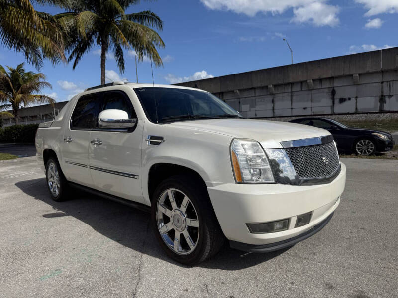 2011 Cadillac Escalade EXT Premium