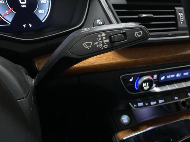 2023 Audi Q5 quattro Premium Plus 40 TFSI