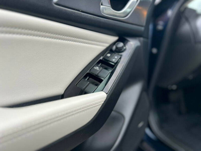 2017 Mazda MAZDA3 Grand Touring