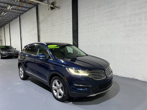 2017 Lincoln MKC for sale at Lamberti Auto Collection in Plantation FL