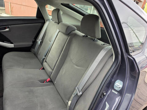 2014 Toyota Prius Two