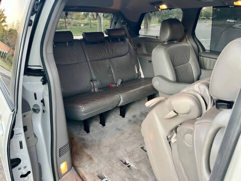 2006 Toyota Sienna XLE 7 Passenger