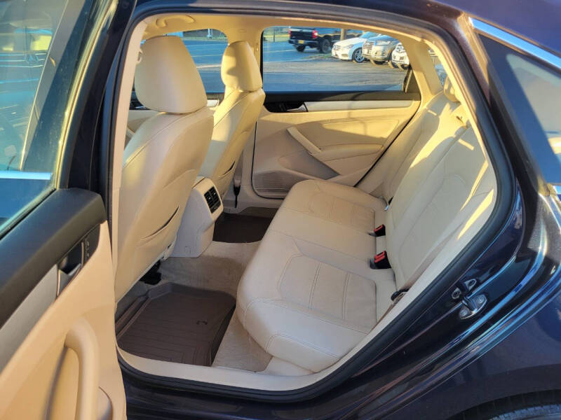 2013 Volkswagen Passat SE PZEV