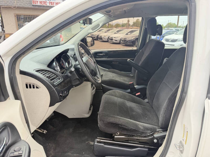 2013 Dodge Grand Caravan SE