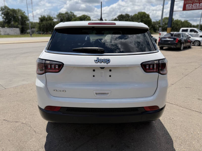 2024 Jeep Compass Sport