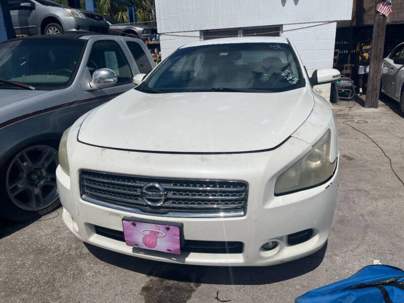 2010 Nissan Maxima
