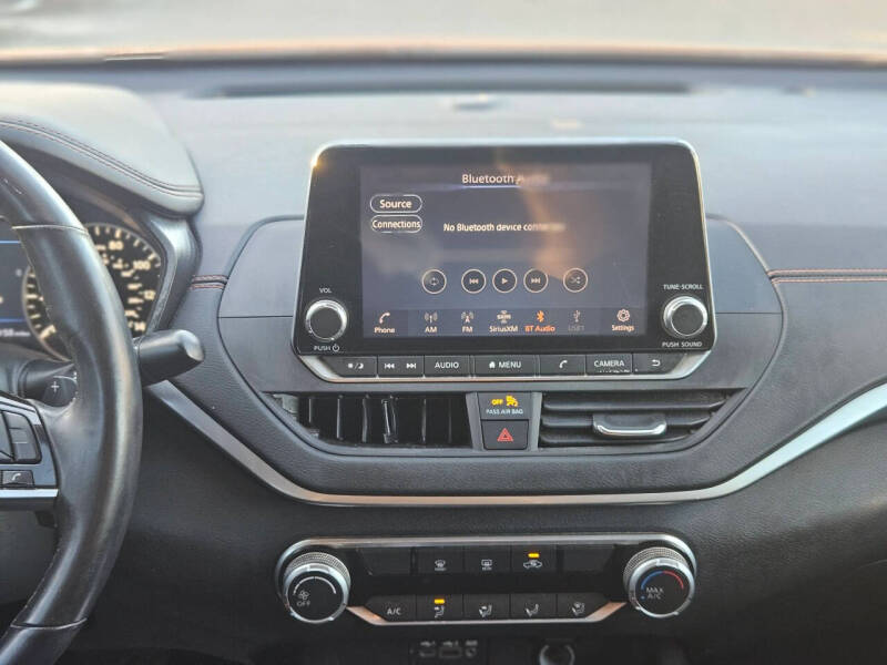 2021 Nissan Altima 2.5 SR