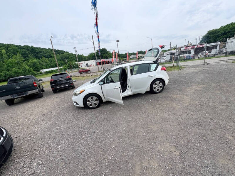 2016 Kia Forte5 LX