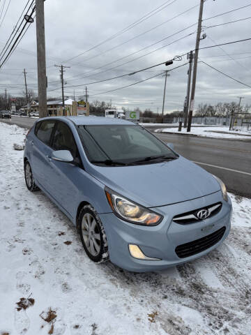 2013 Hyundai Accent SE