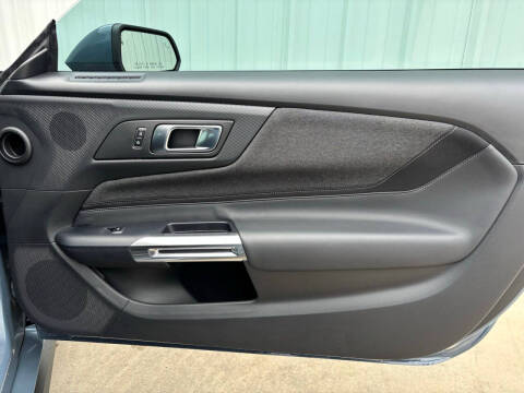 2025 Ford Mustang EcoBoost