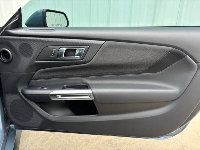 2025 Ford Mustang EcoBoost