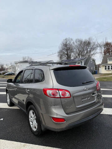 2011 Hyundai Santa Fe SE