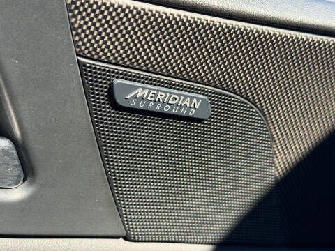 2017 Jaguar XE 35t R-Sport