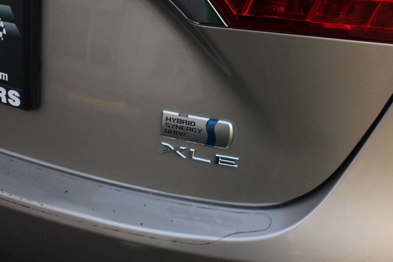 2013 Toyota Avalon Hybrid XLE Touring