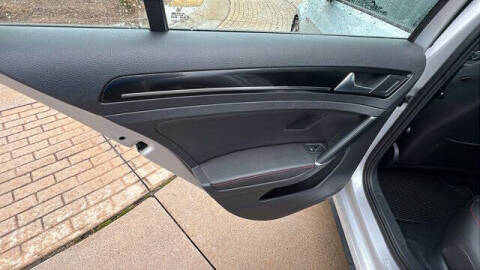 2015 Volkswagen Golf GTI SE