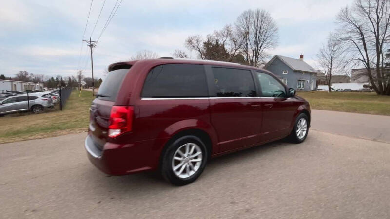 2020 Dodge Grand Caravan SXT photo 5