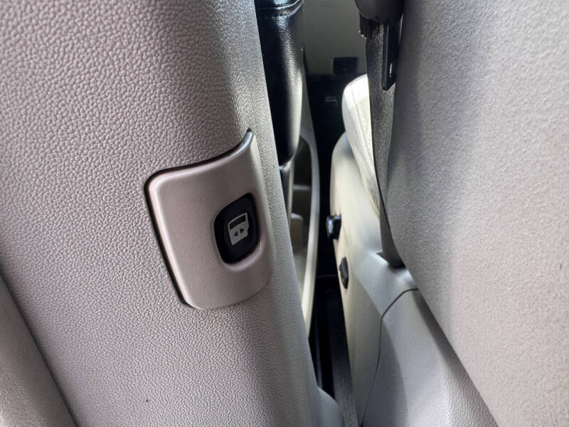 2011 Dodge Grand Caravan Crew
