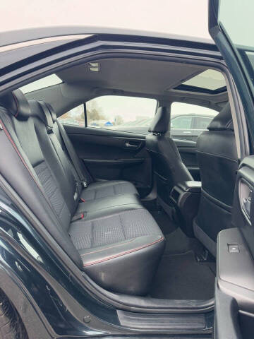 2015 Toyota Camry SE