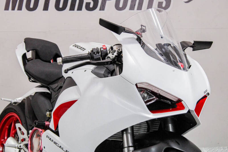 2021 Ducati Panigale V2