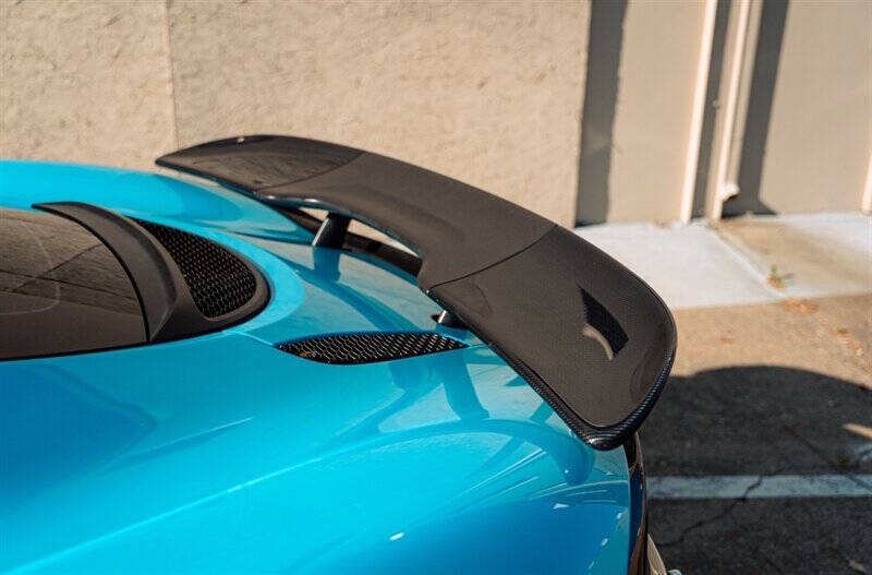 2017 McLaren 570GT