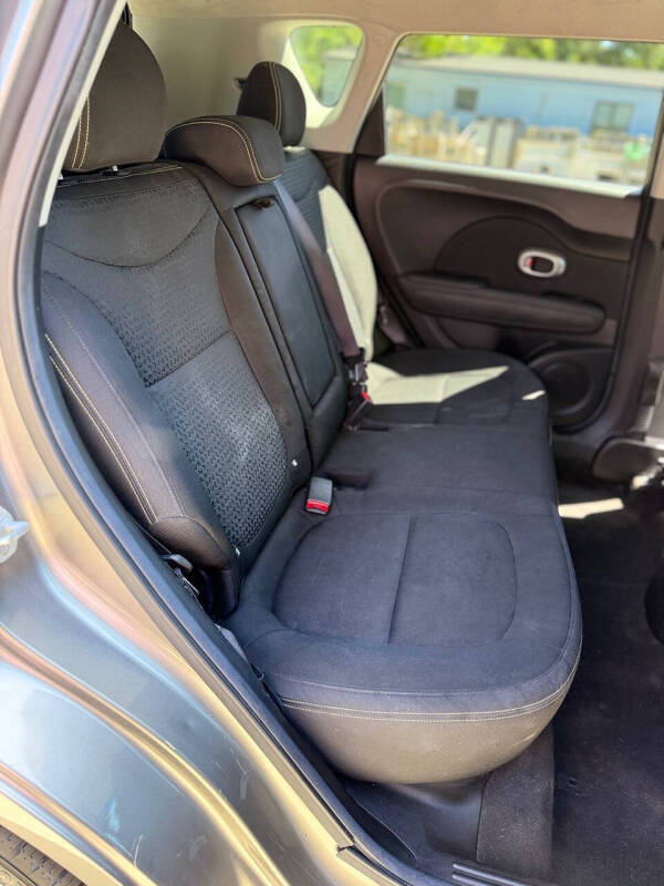 2014 Kia Soul +