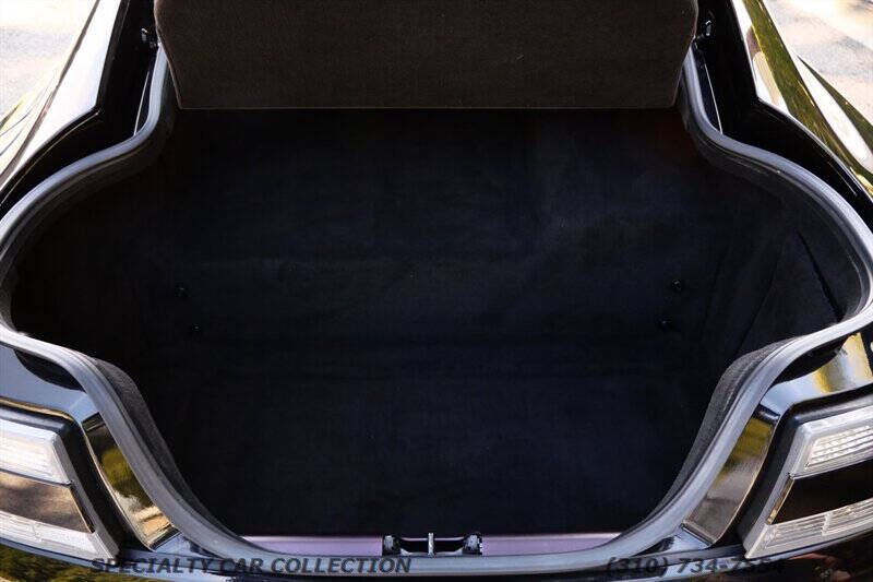 2011 Aston Martin V12 Vantage