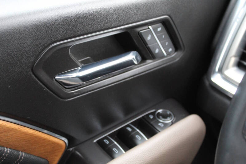 2023 GMC Canyon Denali