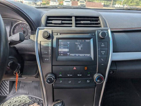 2016 Toyota Camry SE