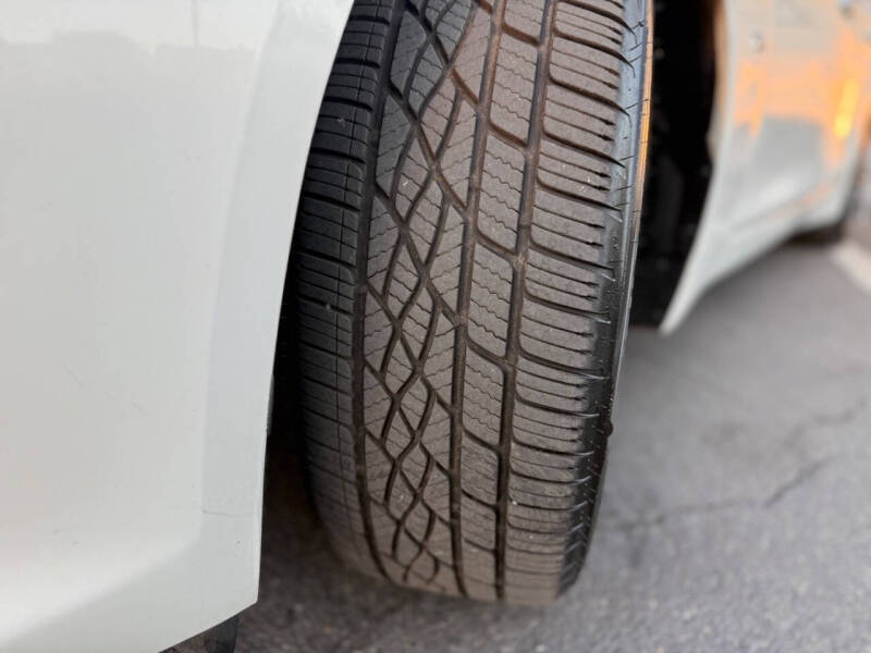 2017 Infiniti Q50 2.0T