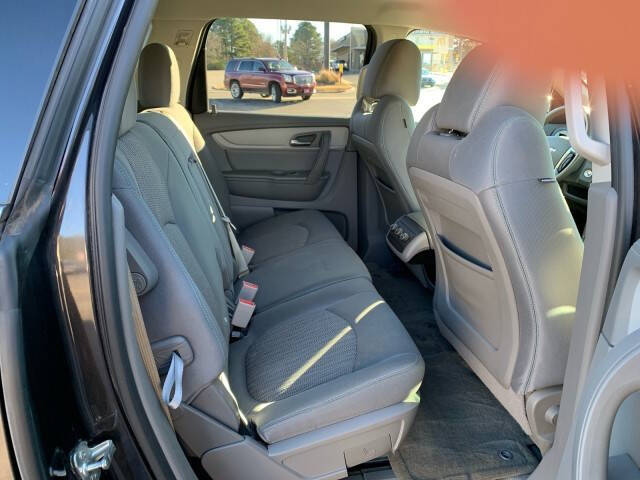 2017 Chevrolet Traverse LT