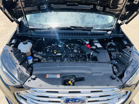 2022 Ford Edge Titanium