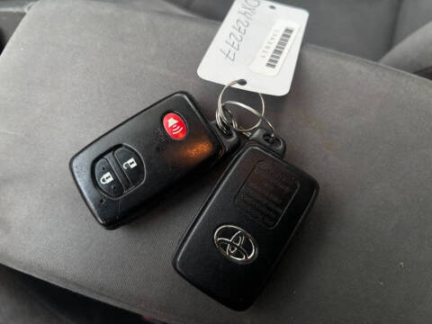 2011 Toyota Prius Two