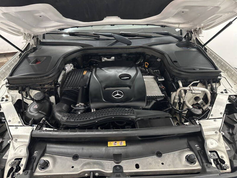 2017 Mercedes-Benz GLC GLC 300